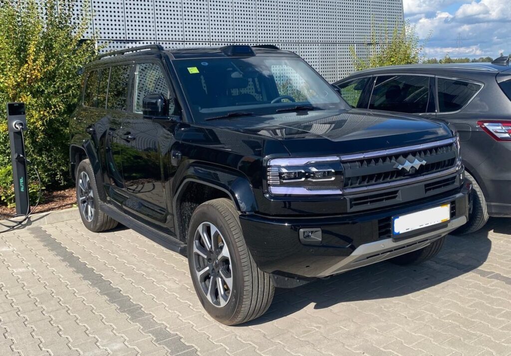 BYD LEOPARD 5 — samochód przekazany klientowi przez BSCD